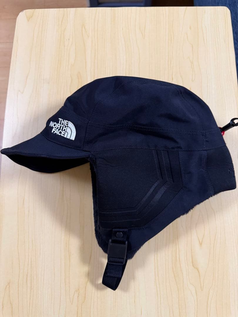 isa boulder Knit cap ポーカーズ