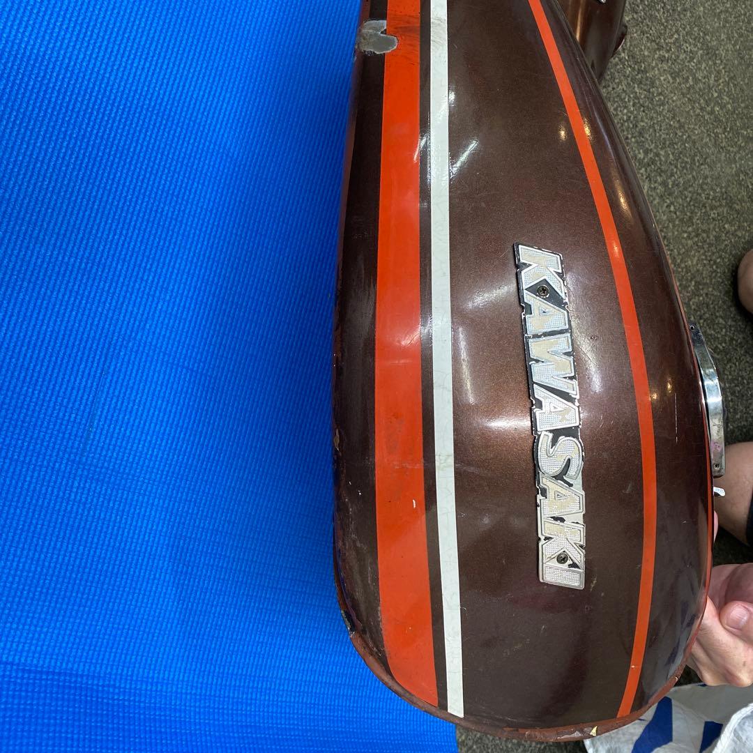 z1.z2.kz. エビ オレンジタイガー.純正. 当時物 外装一式 - メルカリ