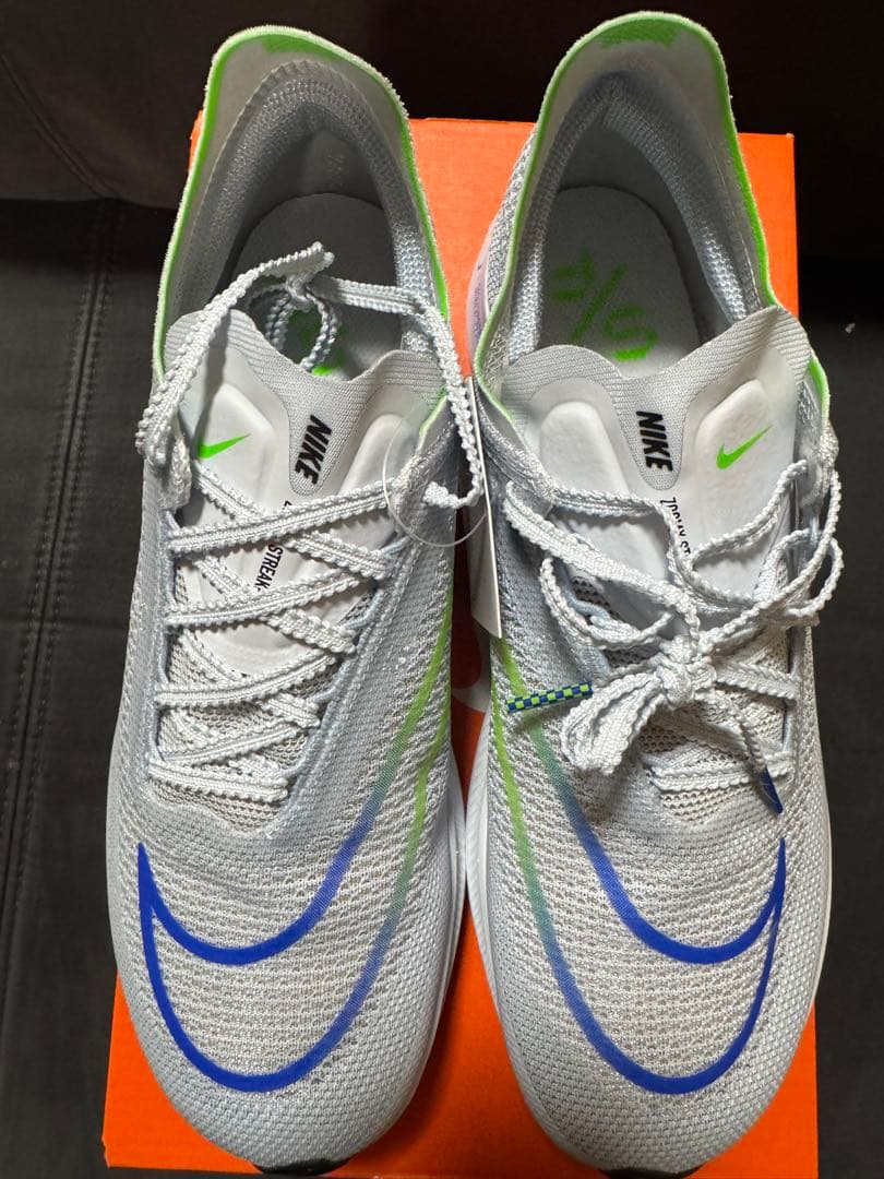 【新品未使用タグ付き】ナイキ ZoomX ストリークフライ【25.5cm】