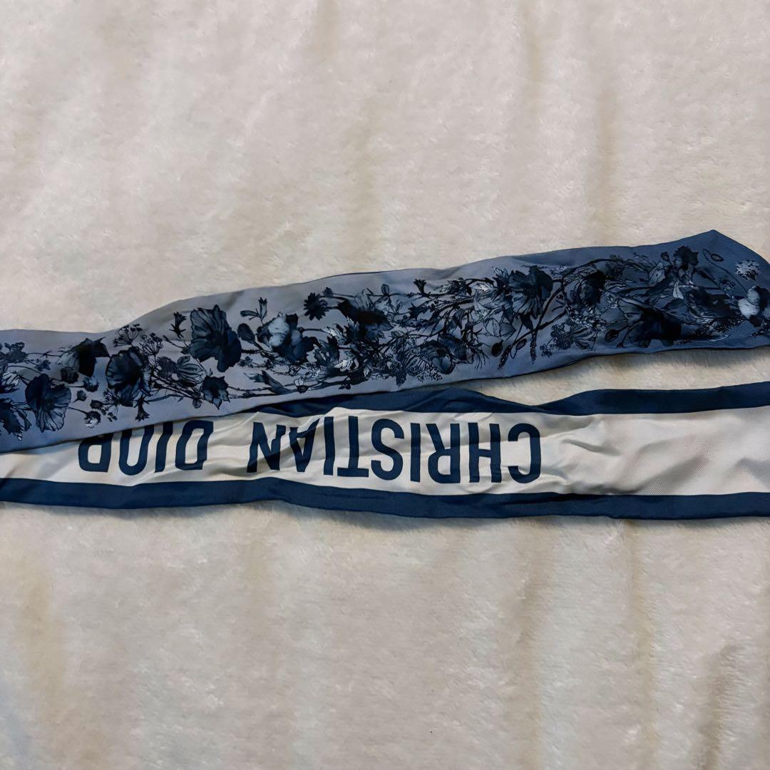 Dior花柄　ミッツァスカーフ クリスチャンディオール ディオール ミッツァ 花柄 スカーフ 100