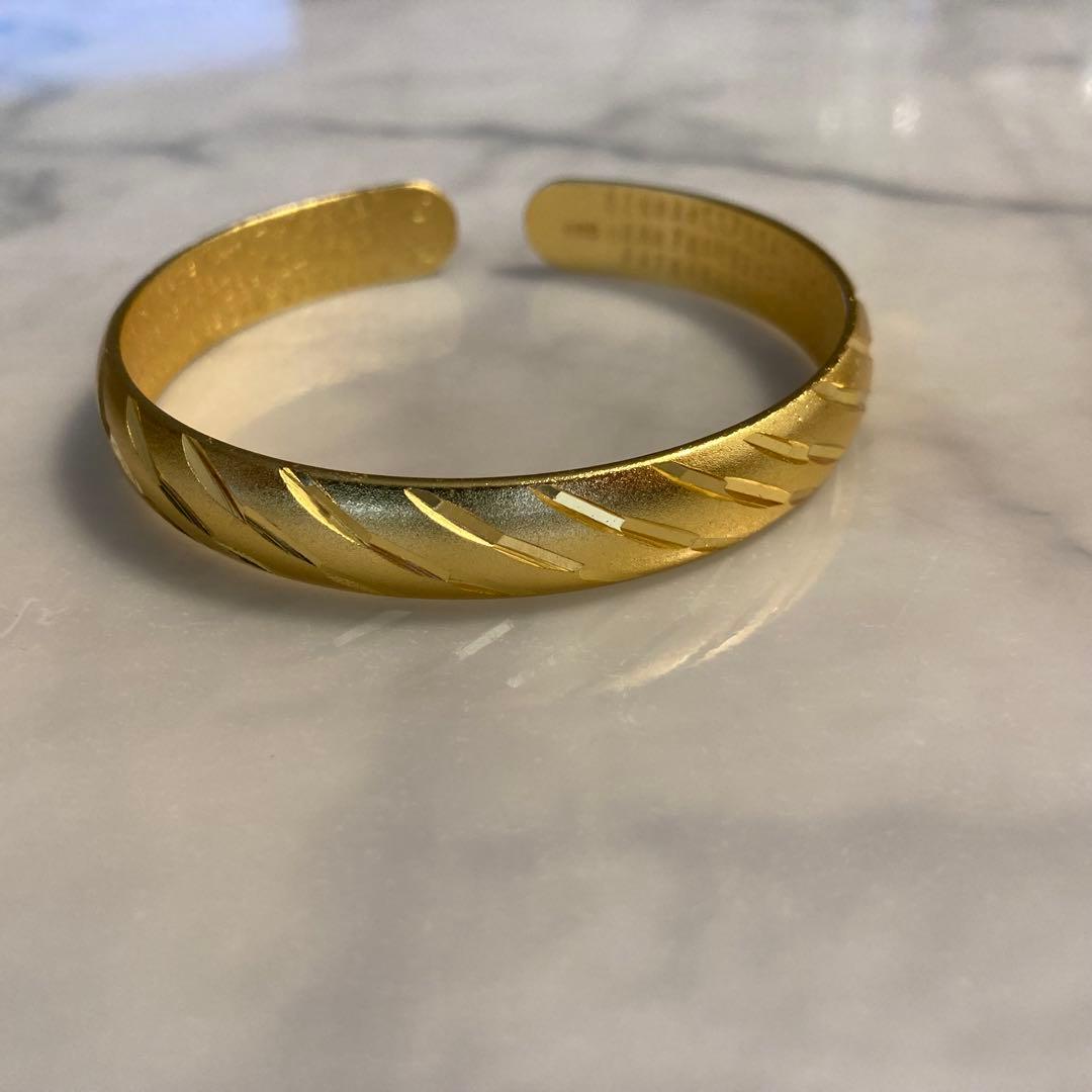 遺品整理 999 刻印有り　ゴールド　バングル　ブレスレット　32.3g