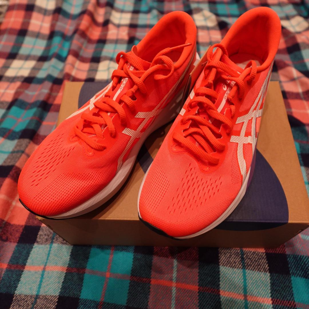 値下げ 新品・定価以下 26.5cm　ASICS MAGIC SPEED 4