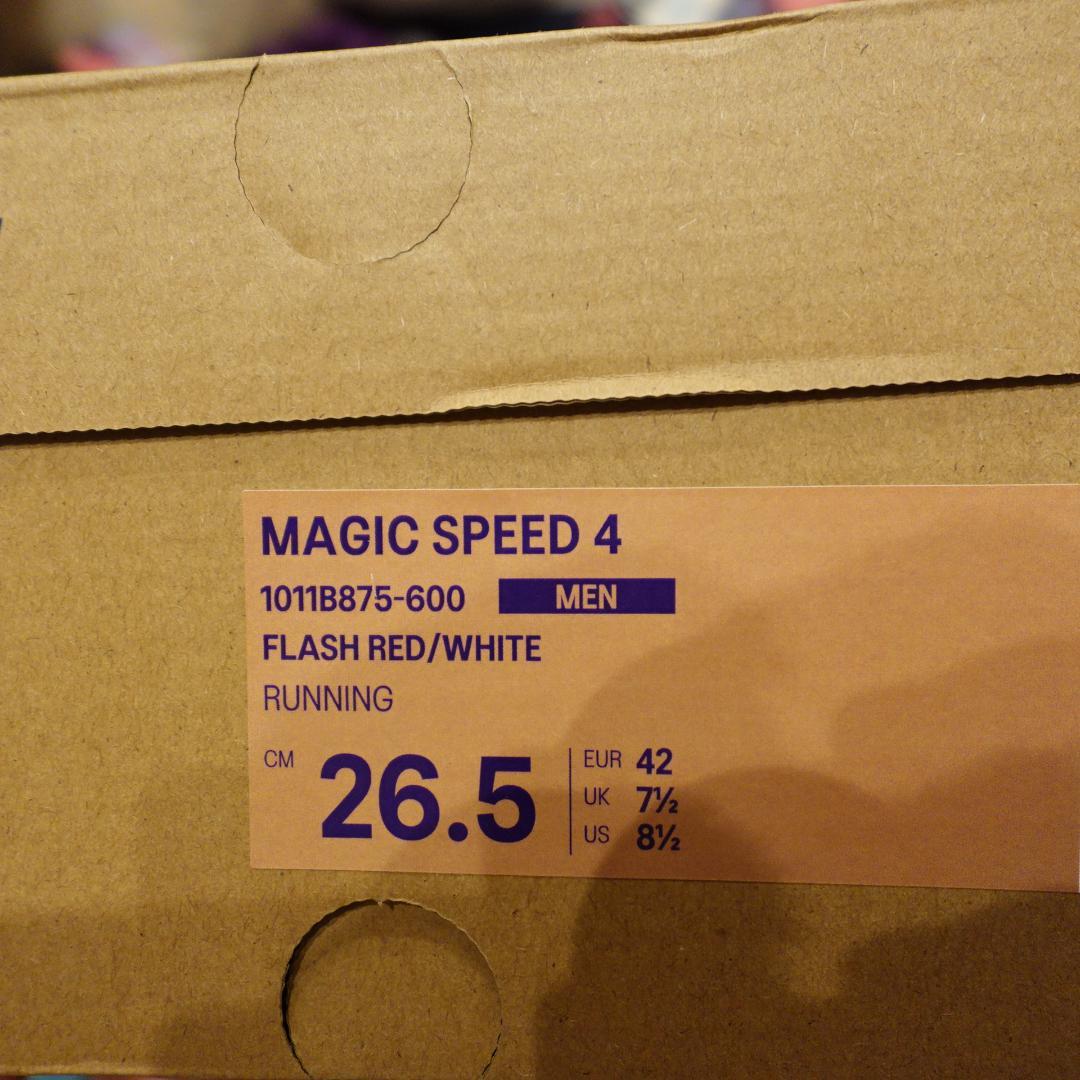 値下げ 新品・定価以下 26.5cm　ASICS MAGIC SPEED 4