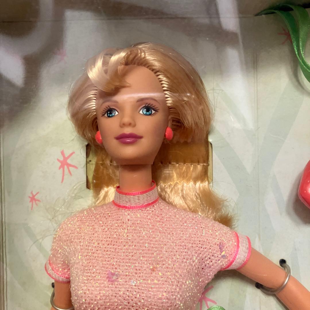 Barbie ストロベリーバービー 未開封 - メルカリ