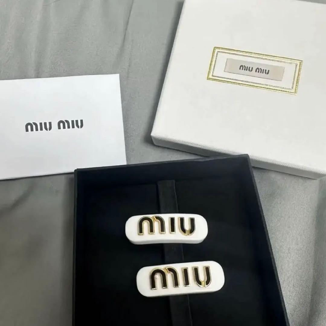 miu miu ヘアピン org.jpg