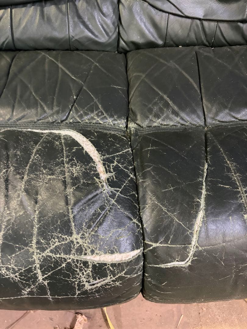 アウトレット 価格 通販家具・インテリア - グリーンのレザーソファ