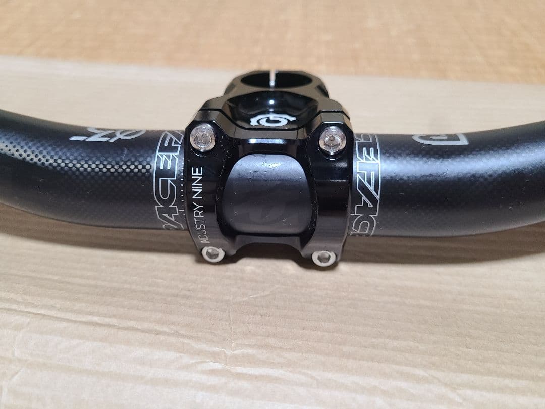 Industry nineステム＋Race Face Next2 ハンドルバー Industry nineステム＋Race Face Next2 ハンドルバー