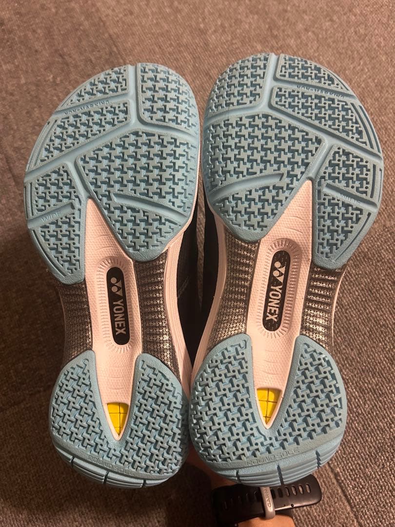 YONEX バドミントンシューズ 23.0cm
