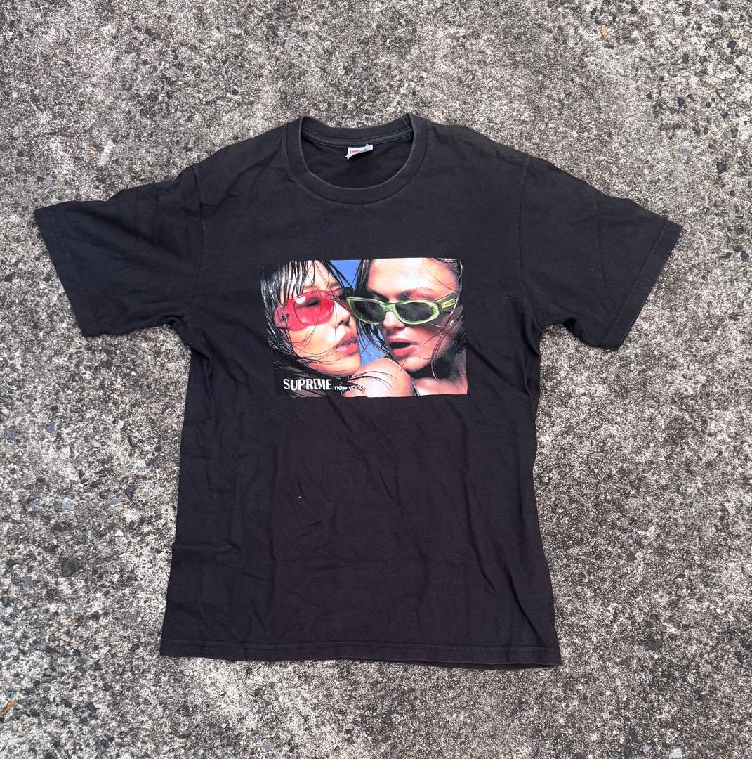 SUPREME ブラック Tシャツ 女性プリント - メルカリ