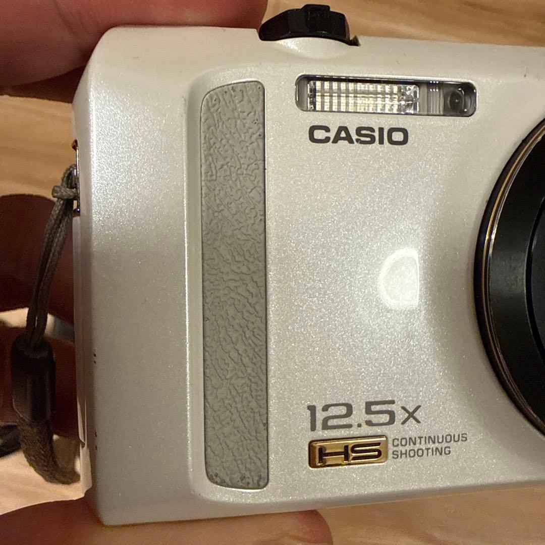 CASIO EXILIM EX-ZR200 ホワイト バッテリー 充電器 - デジタルカメラ