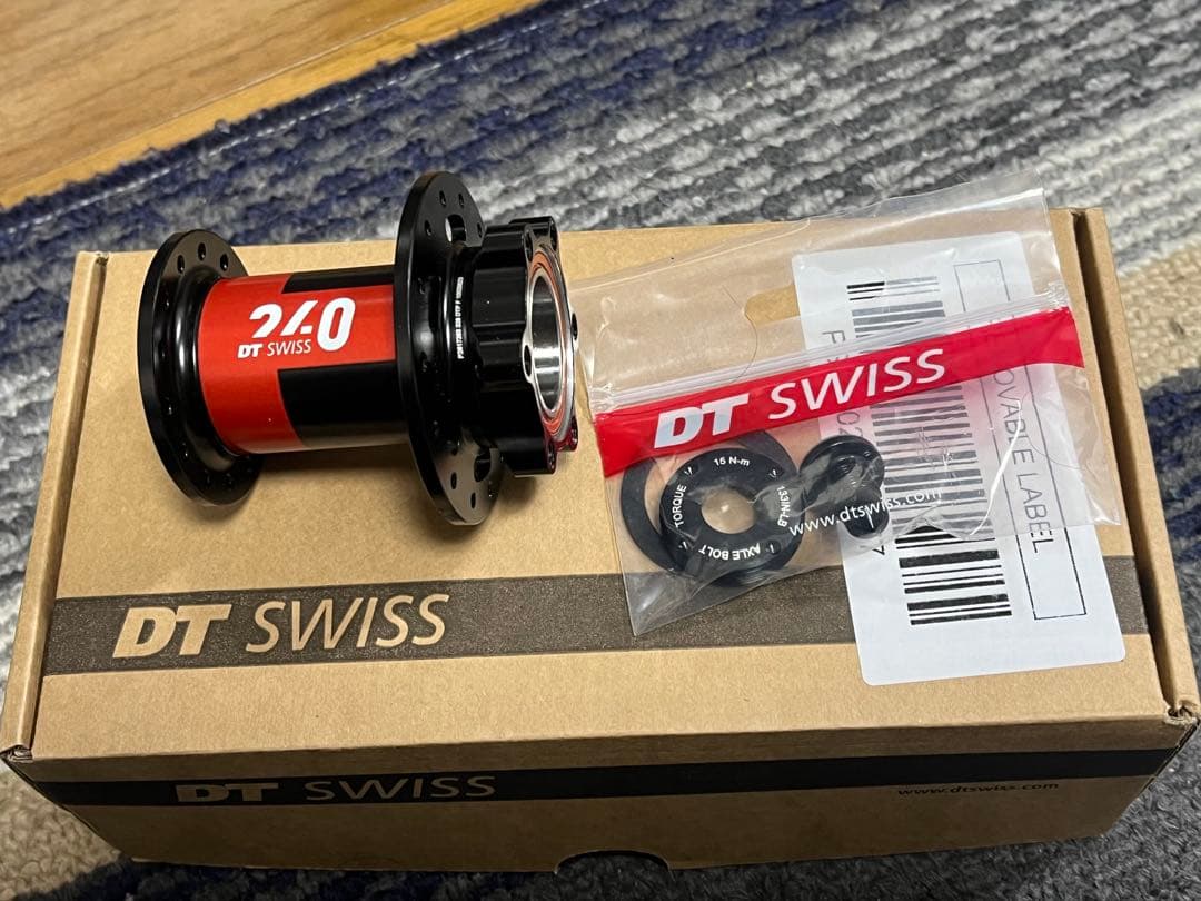 新品DT SWISS Cannondale Lefty Oliver 240ハブ 新品DT SWISS Cannondale Lefty Oliver 240ハブ