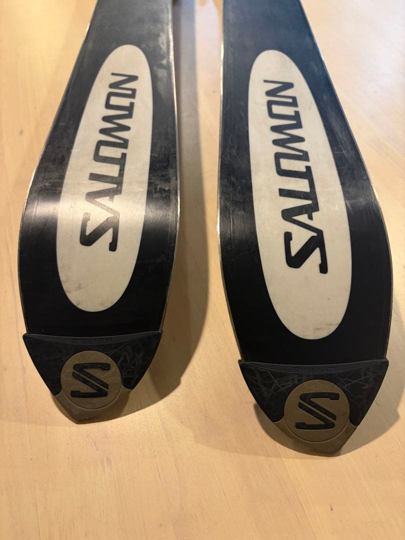 SALOMON スキー板 atomicブーツ KIZAKI ポール 3点セット