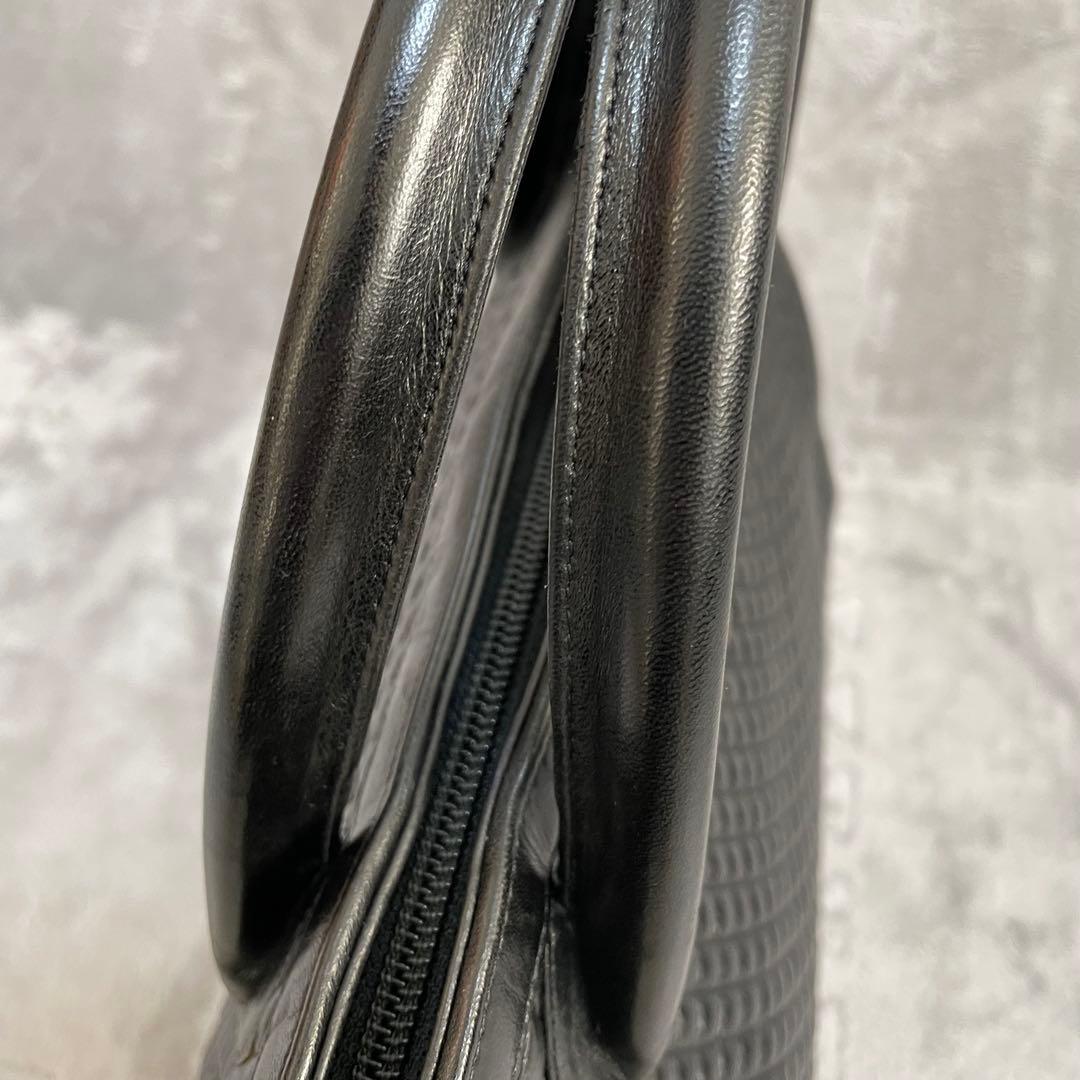 極美品】BALLY バリー ハンドバッグ キルティング タッセル ロゴ金具