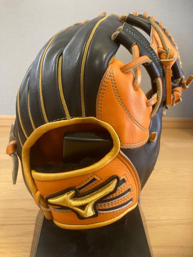 ミズノプロ　波賀クラフティッド　美品　硬式　オーダーグローブ 多田 様 硬式用 ミズノプロ 波賀クラフティッド グラブ 内野手用Ⅰ型