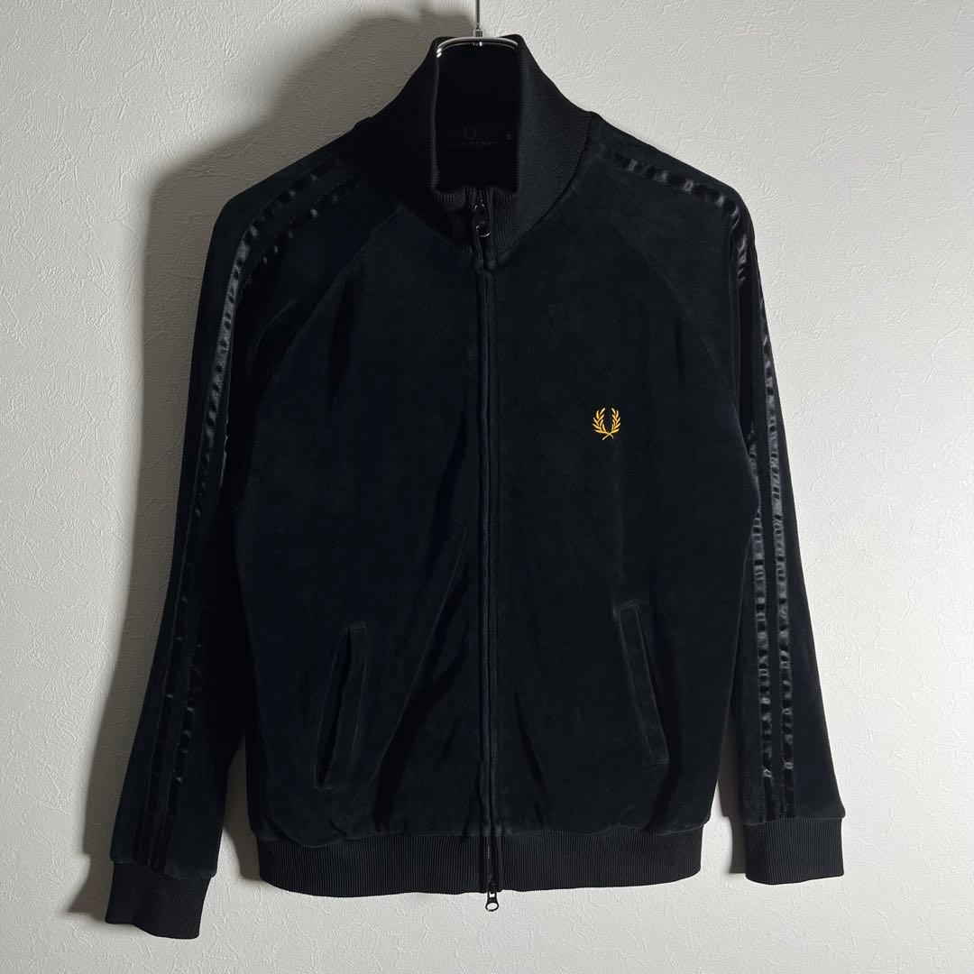 【人気ベロア】フレッドペリー トラックジャケット 月桂樹ロゴ ブラック S 希少】FRED PERRY フレッドペリー ベロアトラックジャケット 月桂樹