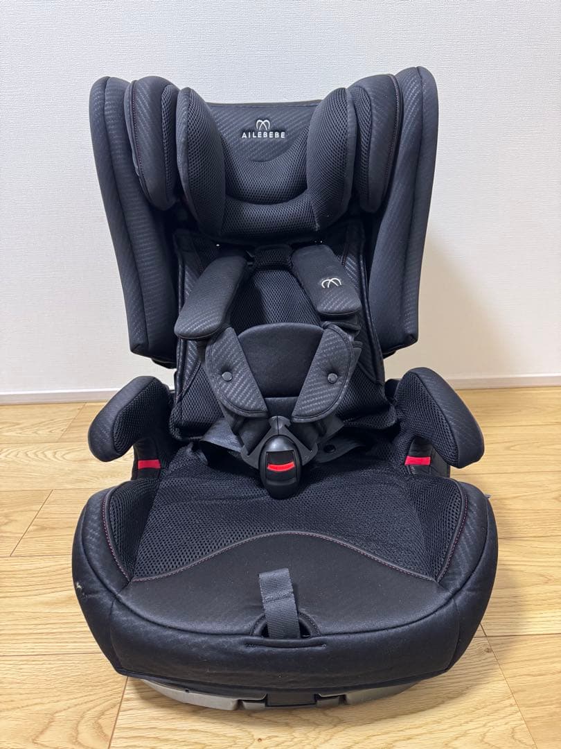 エールベベ パパット グランス ISOFIX ジュニアシート カーボンブラック PAPATTO | エールベベ AILEBEBE 公式サイト 日本製チャイルドシート