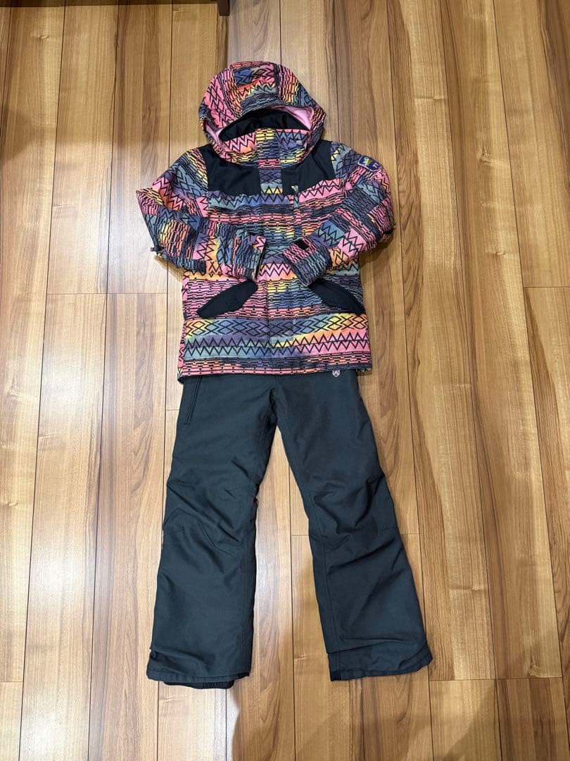 バートンBURTONキッズ M スノーボードウエア　上下セット140スキーウエア BURTON バートン キッズ ウェアM 140-147cm バートン キッズ