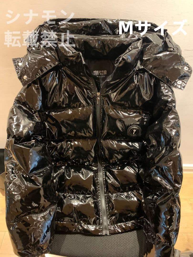 【新品】TRAPSTAR ブラック ダウンジャケット M Trapstar London☆トラップスター HOODED PUFFER 2.0 ジャケット
