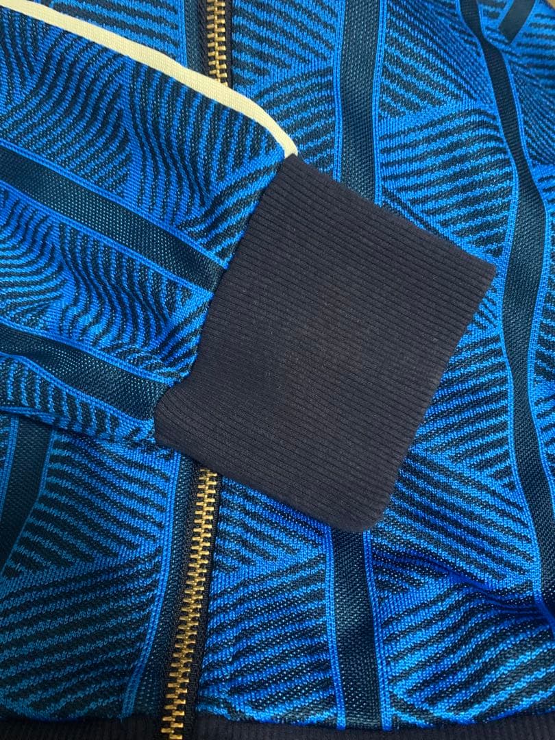 美品】目黒蓮着用 PUMA ジップアップジャージ - メルカリ