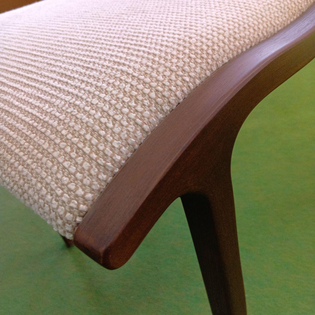 フジファニチャー 木製ダイニングチェア D 3990 N 軽量 布張り 4台有り