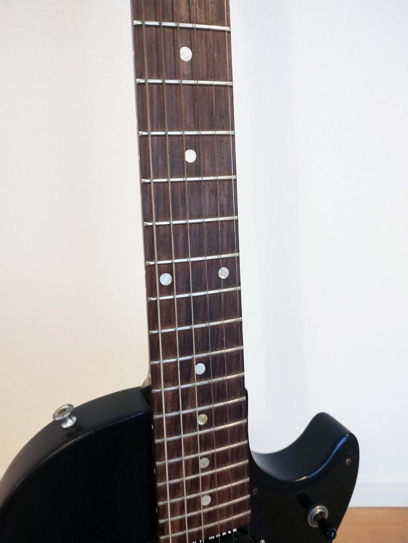 美品】Gibson Melody Maker ブラック【2シングルコイル】 - メルカリ