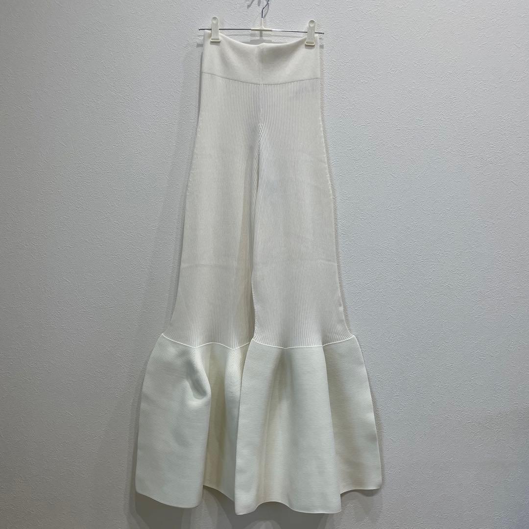 【CFCL】ベルボトムパンツ《size3》新品未使用 ホワイト 人気商品