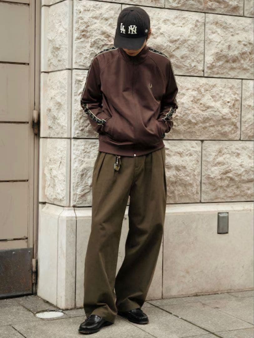 Fred Perry トラックジャケット ブラウン　風早ゆうた様着用 Fred Perry トラックジャケット ブラウン 風早ゆうた様着用 - メルカリ