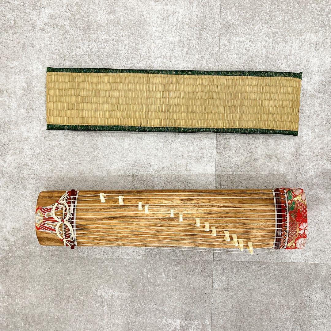 ミニ琴 全長約42cm 短琴 和楽器 13弦 お筝 お琴 お琴の手引き 爪付きの