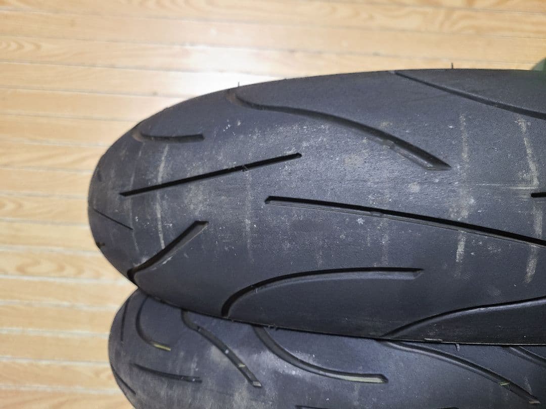 パイロットパワー 2CT 120/60ZR17 160/60ZR17 前後セット ミシュラン（MICHELIN） 120/60ZR17-160/60ZR17 Pilot Power2CT