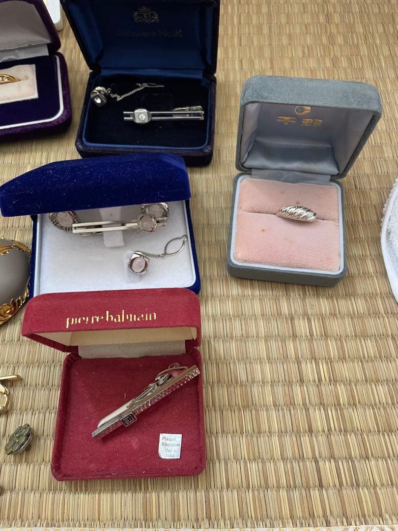 アクセサリーまとめ売りヴィンテージ 遺品整理 何点シルバー刻印あり
