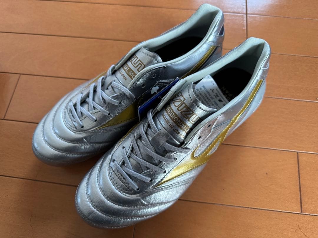 【25.0】MORELIA DNA JAPAN モレリアのDNAを受け継ぐ限定モデル サッカーシューズ「MORELIA DNA