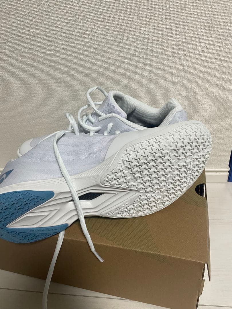 YONEX エアラス　26.5cm バドミントンシューズ