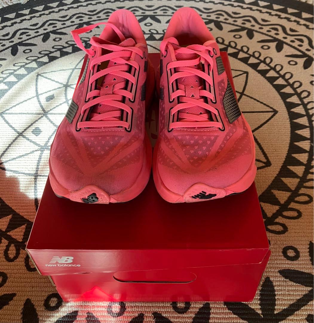 希少New balance FuelCell Rebel v4 26.5cm