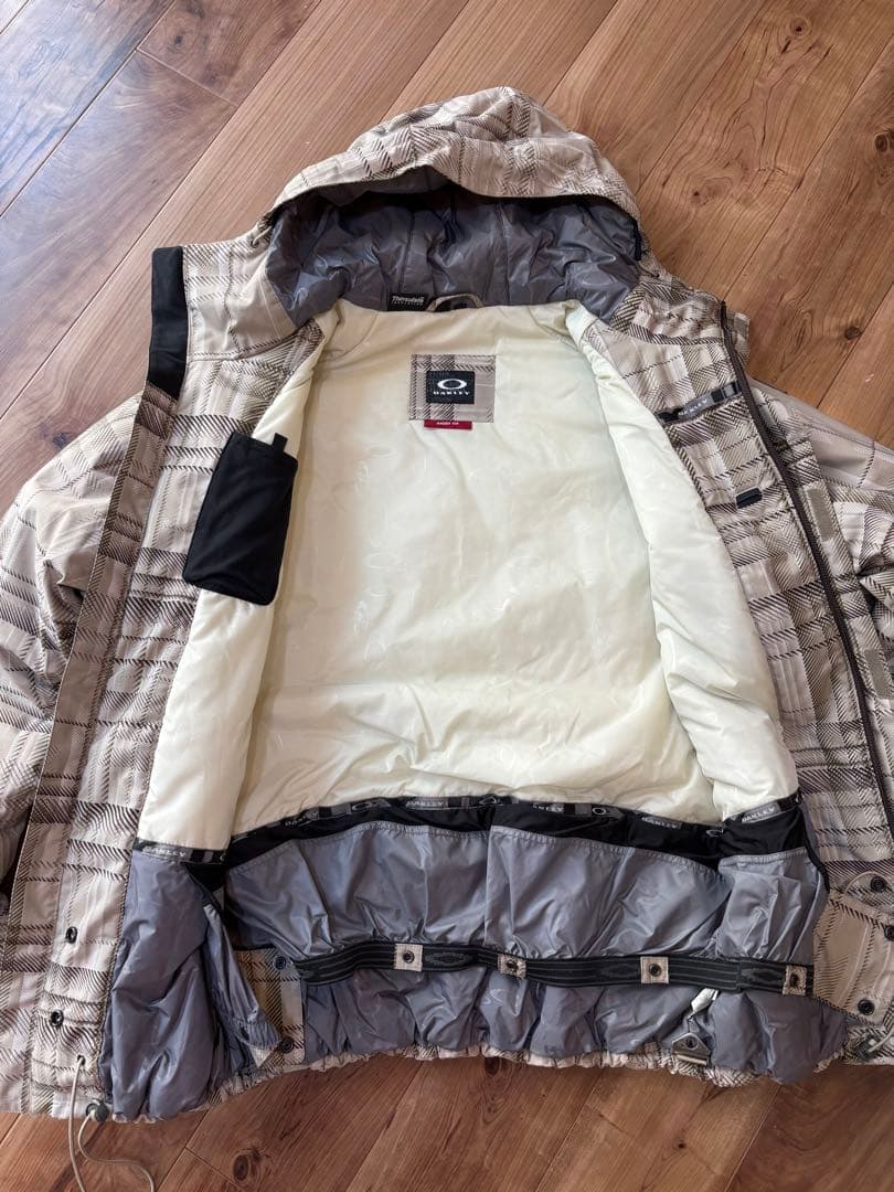 そぱん様専用Oakley Backyard Fit スノーボードジャケット