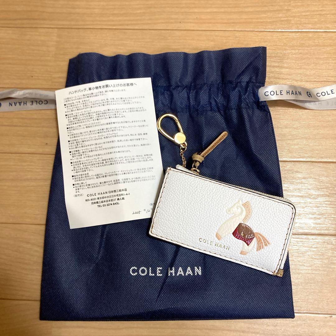 新品未使用 COLE HAAN カードケース 干支 馬 午年 白 コインケース