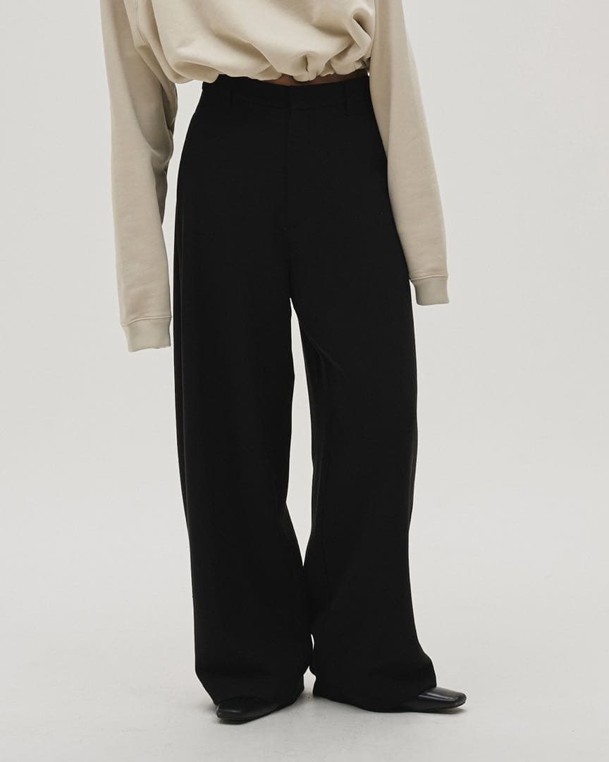 新品Todayful Wide Cocoon Trousers黒38 卸売り