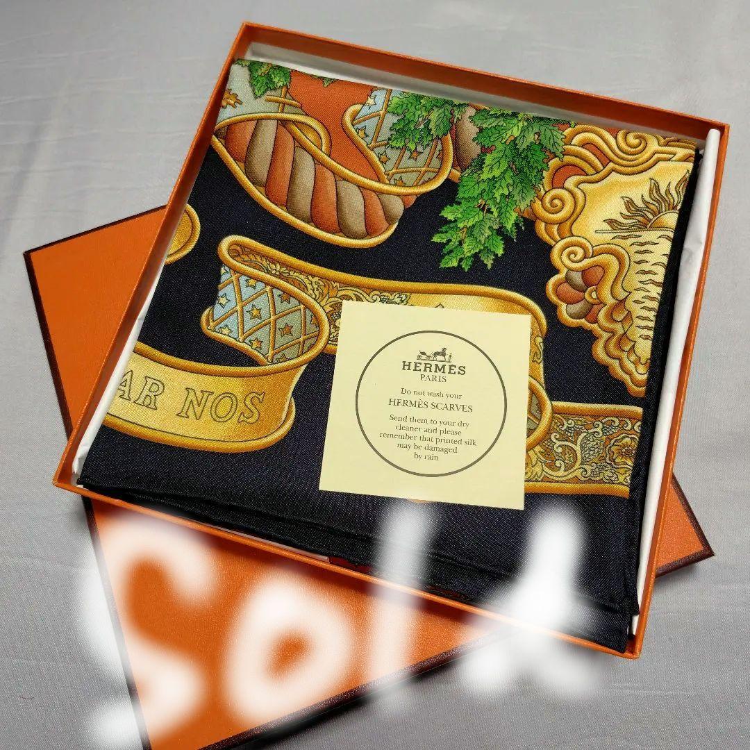 エルメス　HERMES　スカーフ HERMES】カレ90☆両面が素敵 Flamingo Party Tattoo スカーフ (HERMES