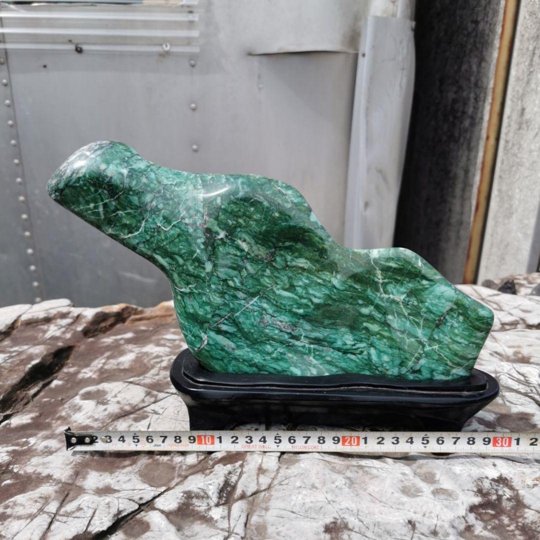 ナミビア翡翠　2  翡翠　ヒスイ　鑑賞石　石　置物　オブジェ　インテリア Amazon.co.jp: ナミビア翡翠 翡翠 ヒスイ 鑑賞石 石 置物 オブジェ