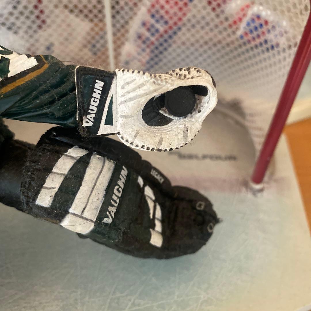 ❤️マクファーレン NHL ゴーリー エドベルフォア‼️ - メルカリ