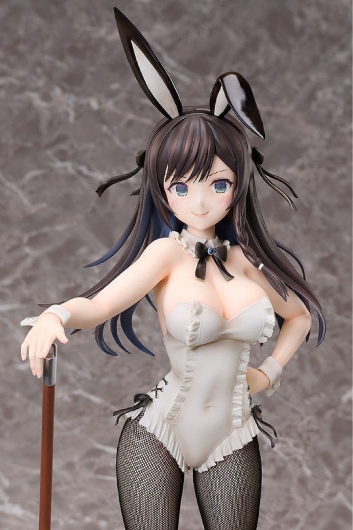 アリナ・クローバー バニーVer. 1/4 完成品フィギュア
