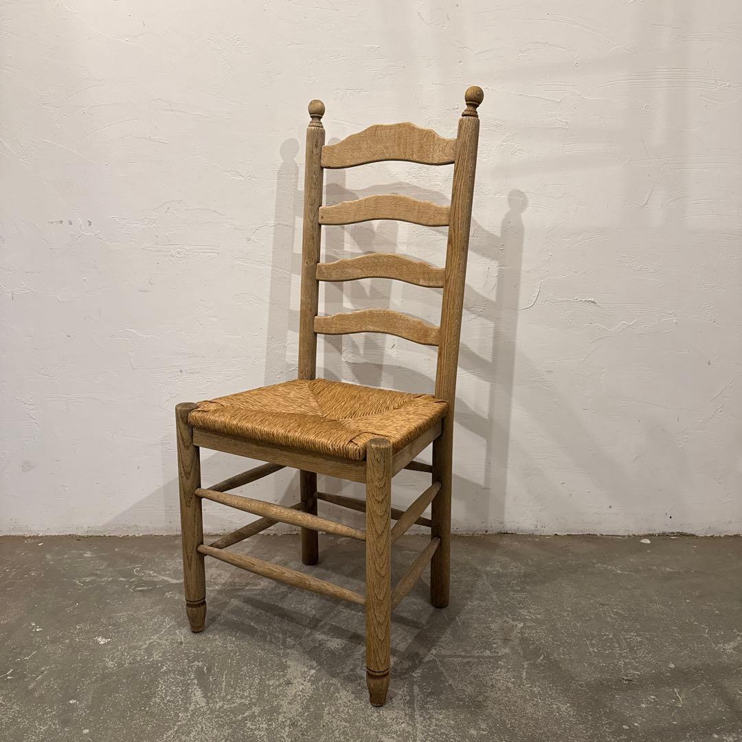 年末年始saleヴィンテージ ダイニングチェア　カフェチェア　藁座面　剥離　4 ビンテージ ダイニングチェア カフェチェア 剥離加工 no4 - メルカリ