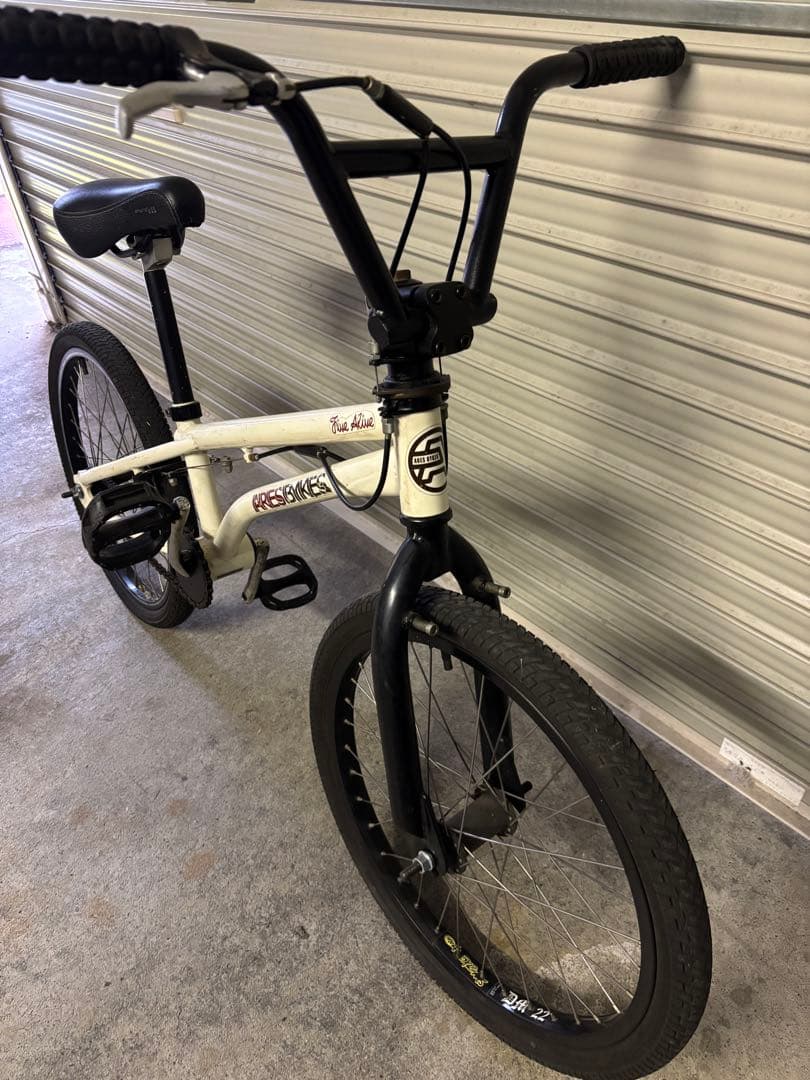 ARES BIKE 20インチfive alive(岐阜市近郊引き取り限定) ARES BIKE 20