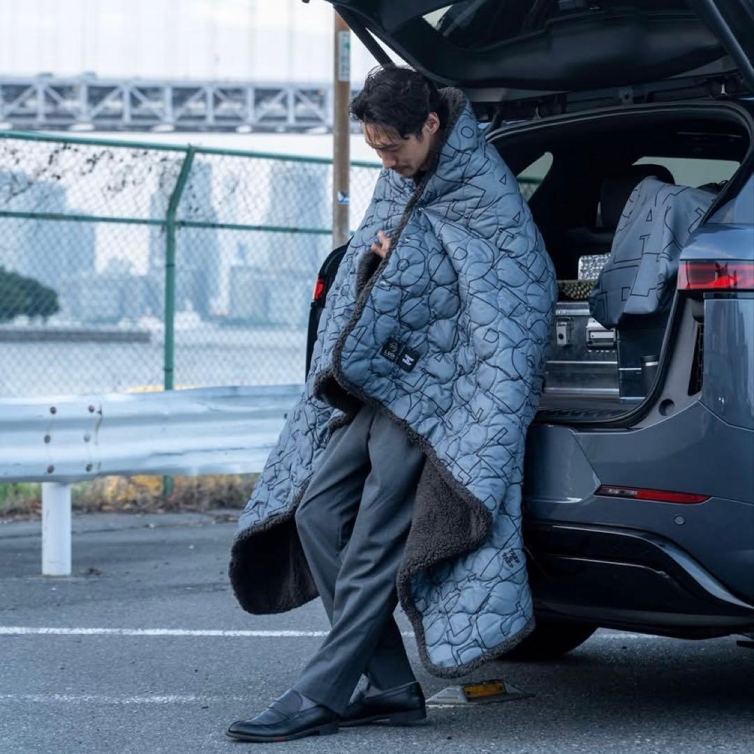 新品 LUGH 魔法瓶ブランケット TARPtoTARP Ver. Large - メルカリ