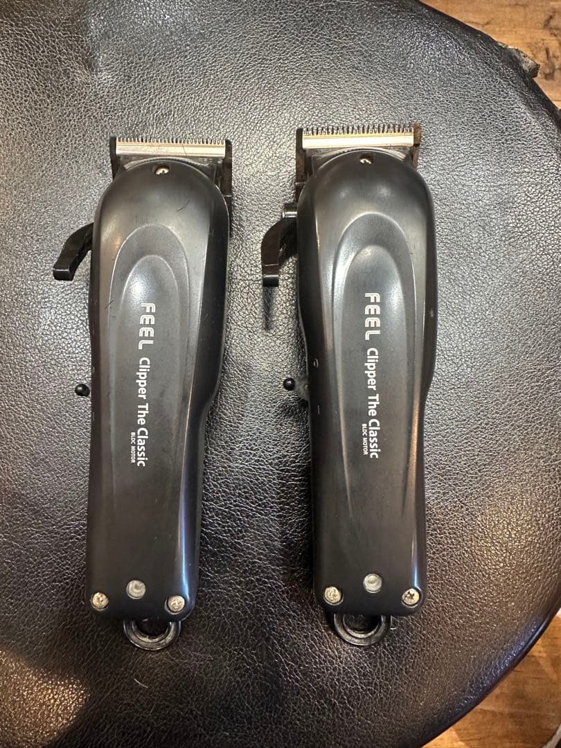 FEEL Clipper The Classic 2台セット　替え刃二個付き バリカン プロ用|FEELクリッパー・ザ・クラシック| Feel Scissors Web Shop