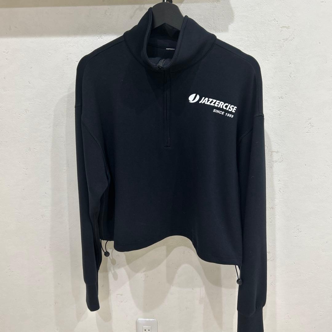 ジャザサイズ　黒ハーフジップジャケット ナイロンジャケット 別注 蜂さんワンポイント刺繍 ナイロンアノラック