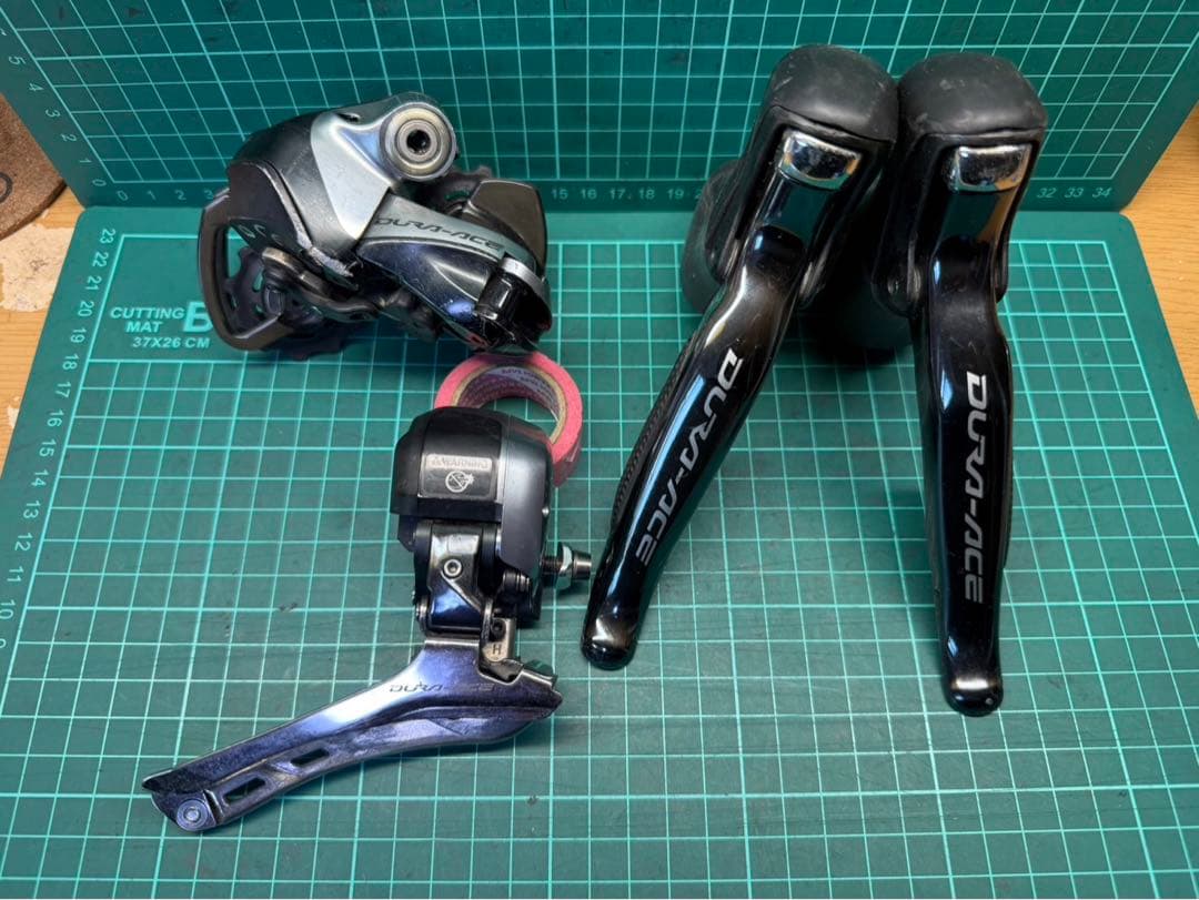 シマノ　デュラエース9070 di2 3点セット シマノ デュラエース9070 di2 3点セット シマノ デュラエース 9070 Di2