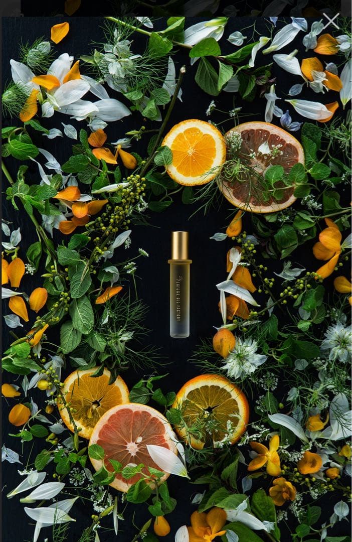 The PERFUME OIL FACTORY 【PREMIUM 02】 - メルカリ