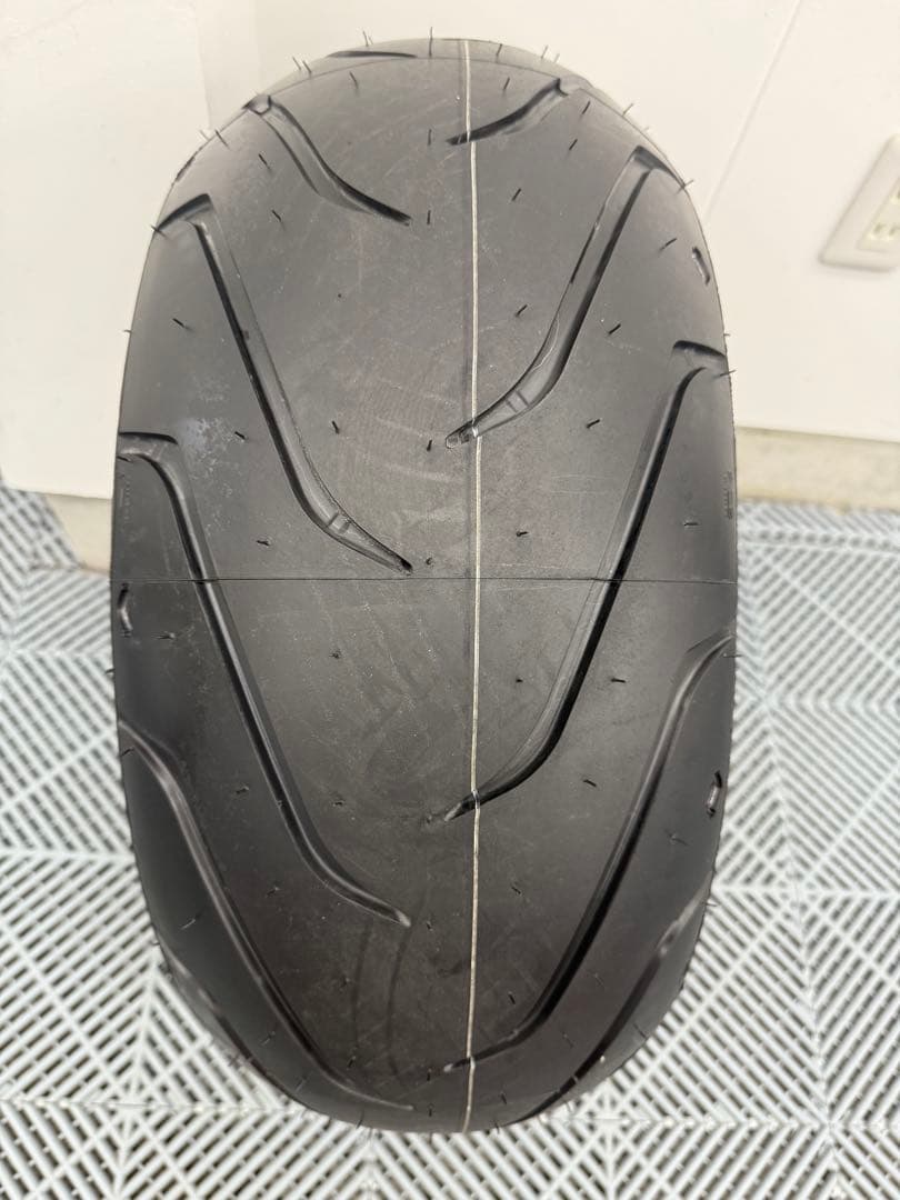 新車外し ハーレー ブレイクアウト FXBR 純正 リア タイヤ