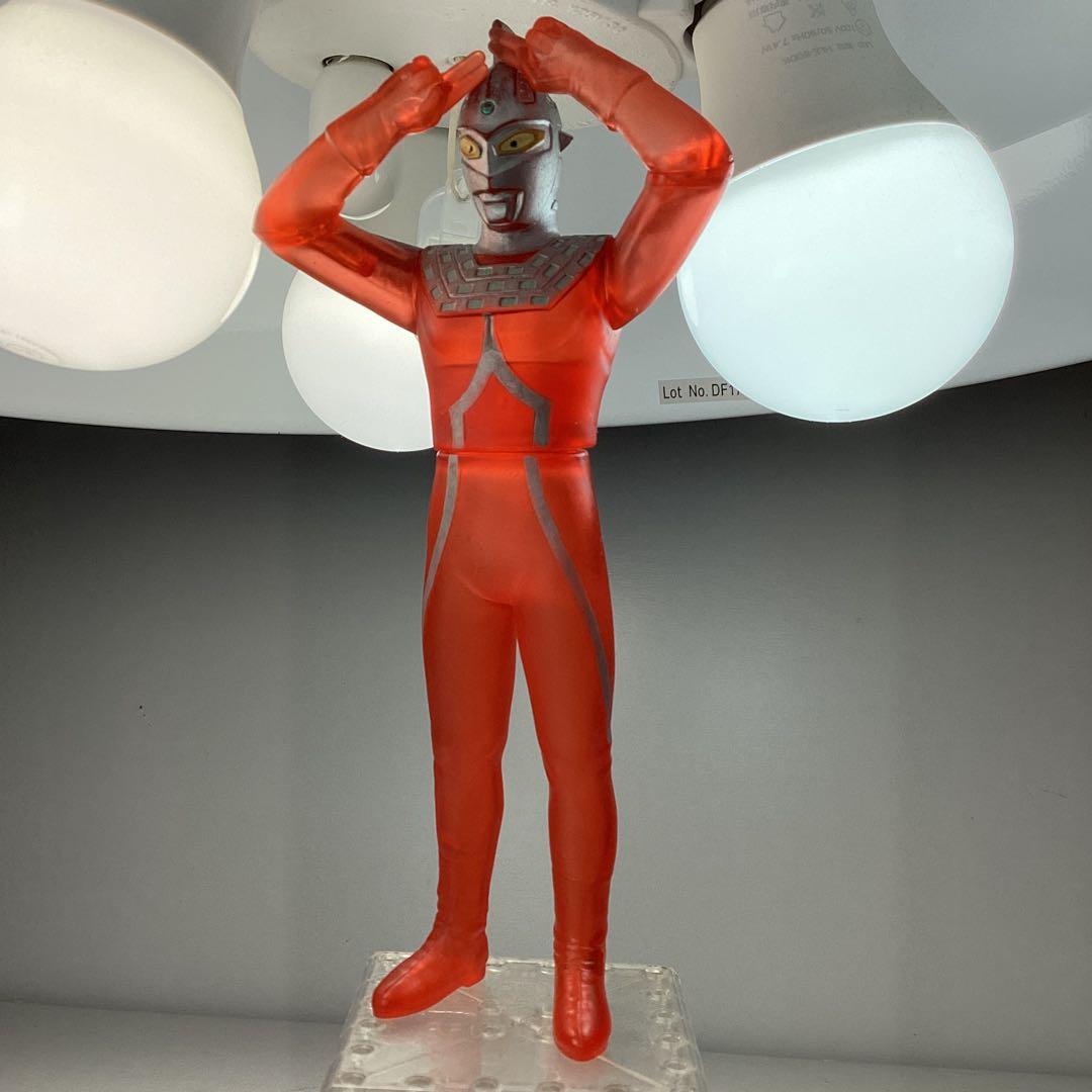 クリアver.限定40周年BANDAI 2000 エメリウム光線ウルトラセブン