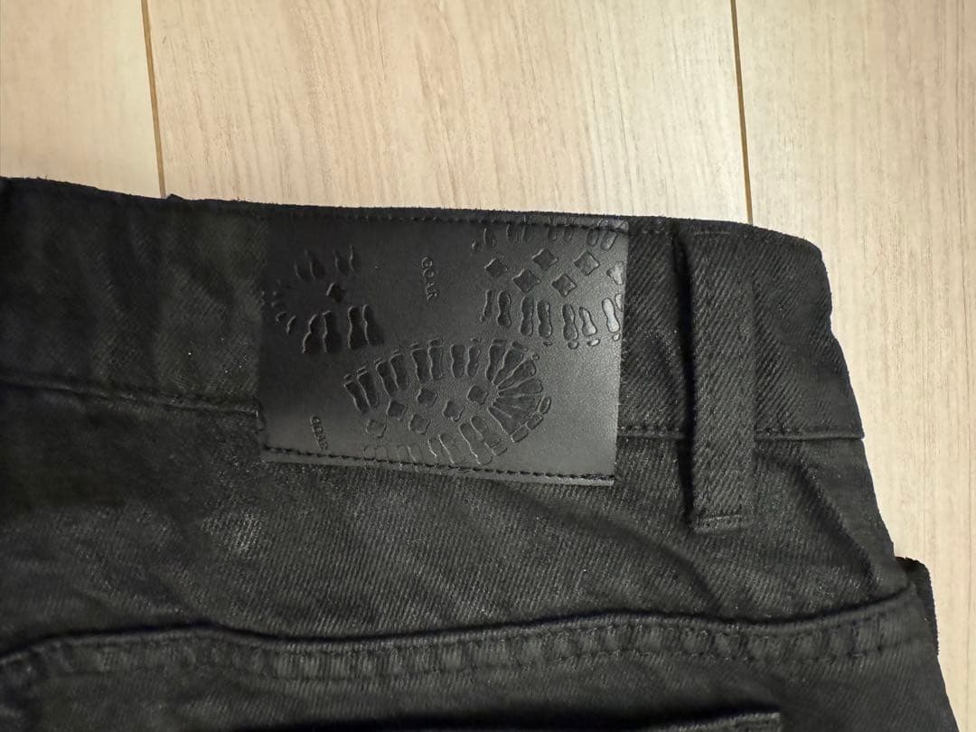 STRAPPED BAGGY OIL PANTS goar.archive
